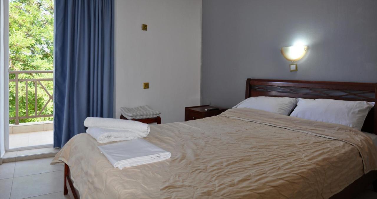 Coralli Beach Studios-Apartments Kallithea  Extérieur photo