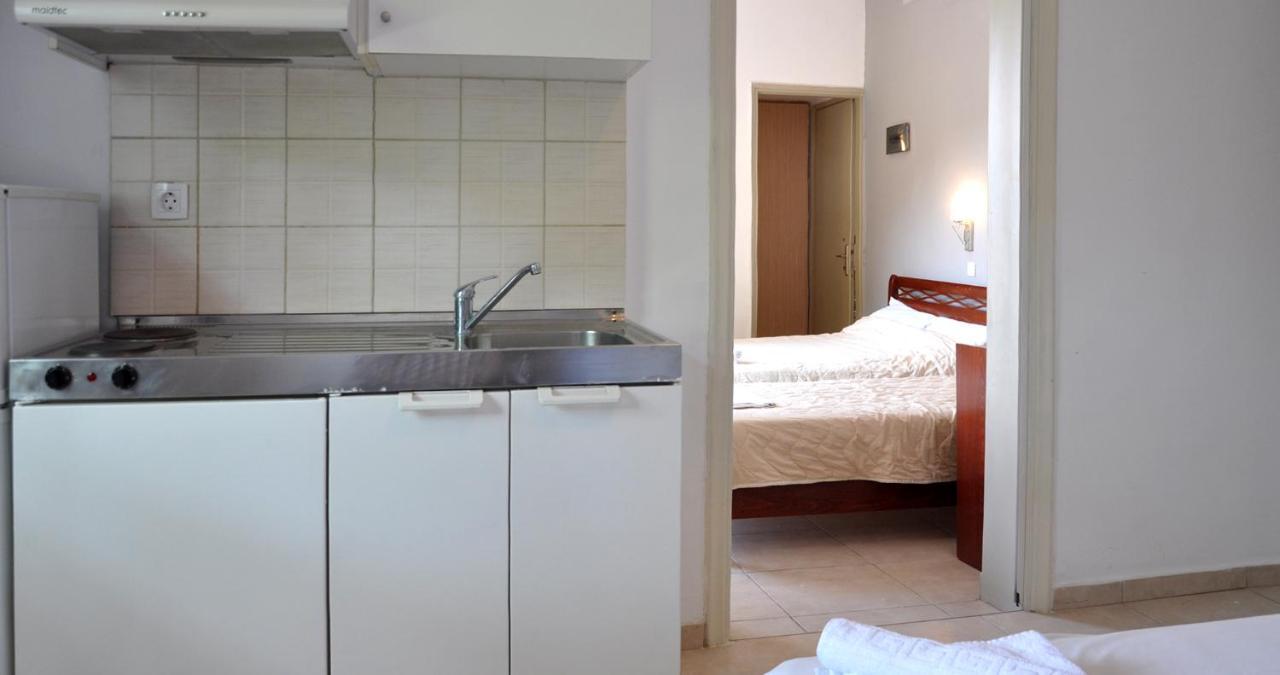 Coralli Beach Studios-Apartments Kallithea  Extérieur photo