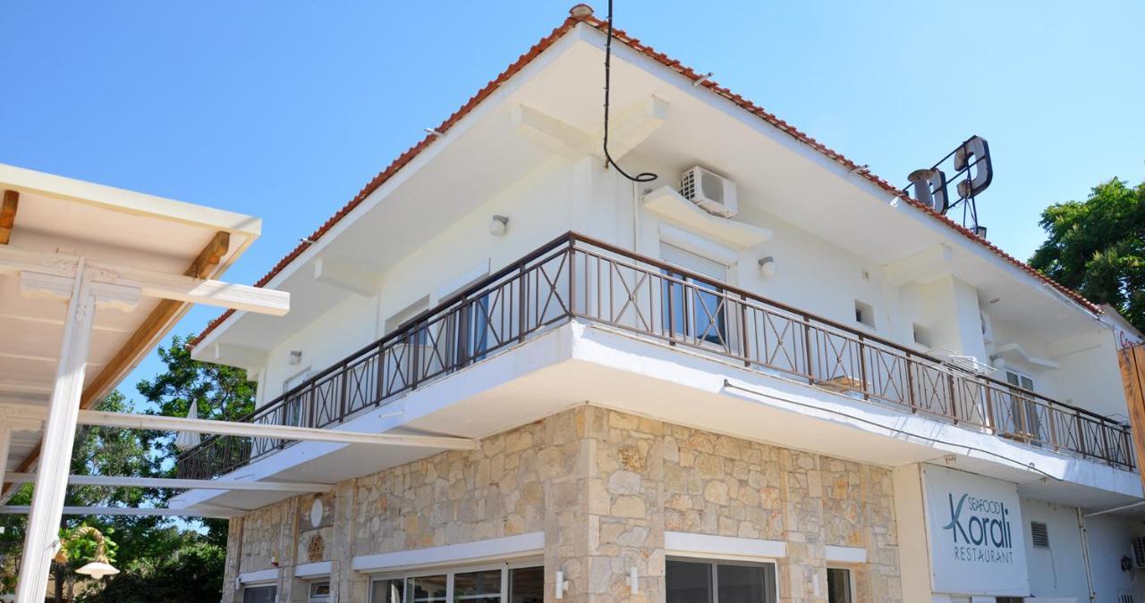 Coralli Beach Studios-Apartments Kallithea  Extérieur photo